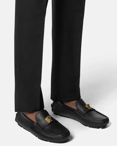 Versace La Medusa Leather Driver Shoes In Multi