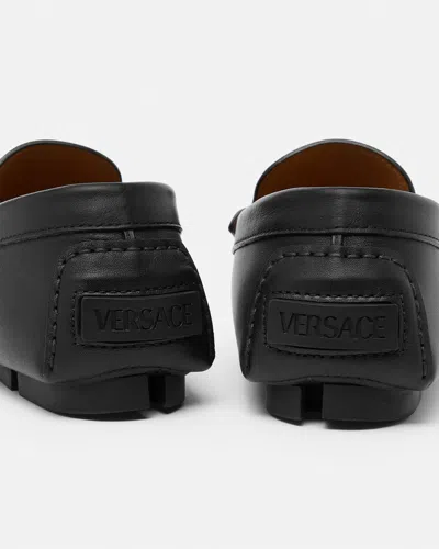 Versace La Medusa Leather Driver Shoes In Multi