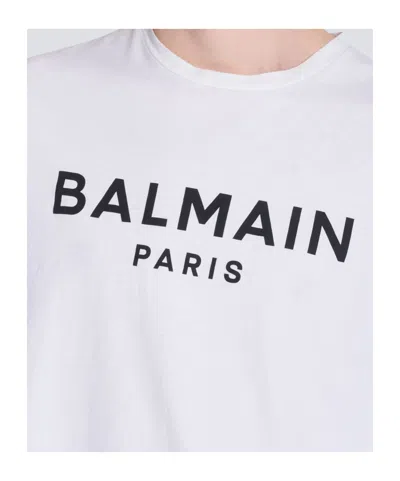 Balmain White Crewneck T-shirt With Contrasting Logo Lettering Print In Cotton