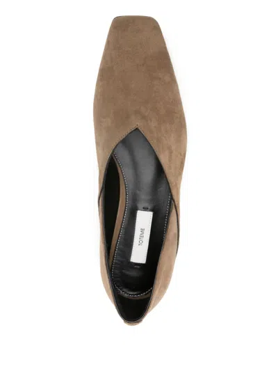 Totême Suede Everyday Ballet Flats In Neutral