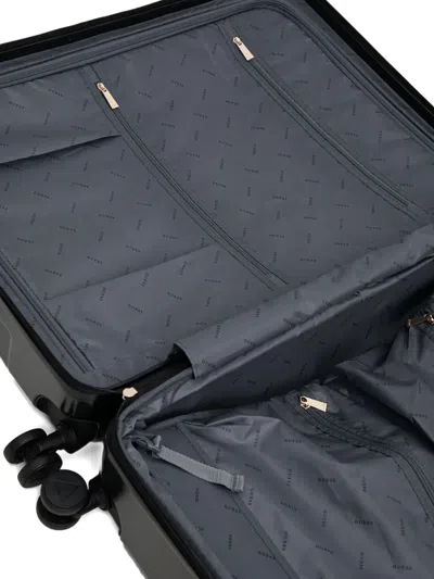 棱纹硬壳行李箱