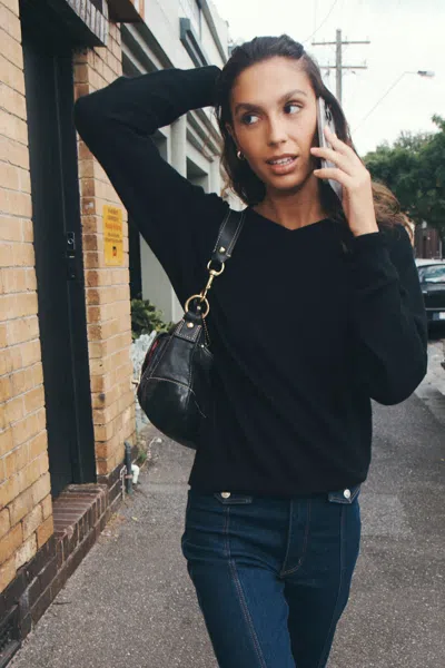 Rolla's One Cashmere V-neck Knit