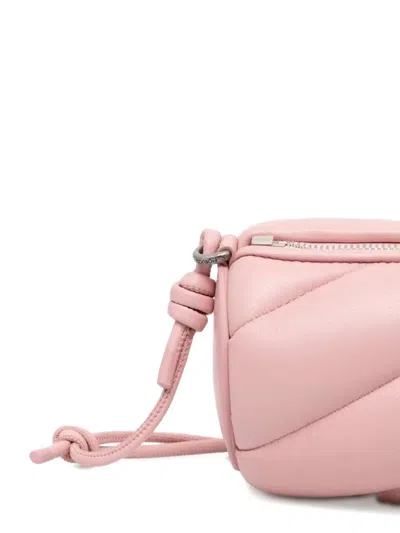 填充皮质斜挎包