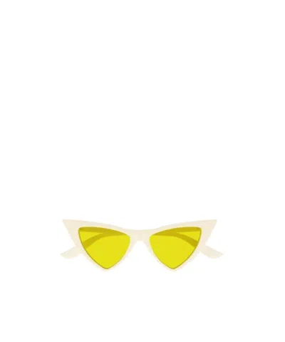 Alexander Mcqueen Am0518s 005 Occhiali Da Sole Bianchi Per Donna In White