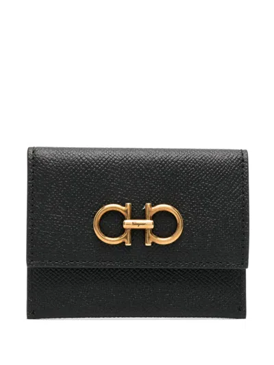 Ferragamo Gancini Tri-fold Leather Wallet In Black