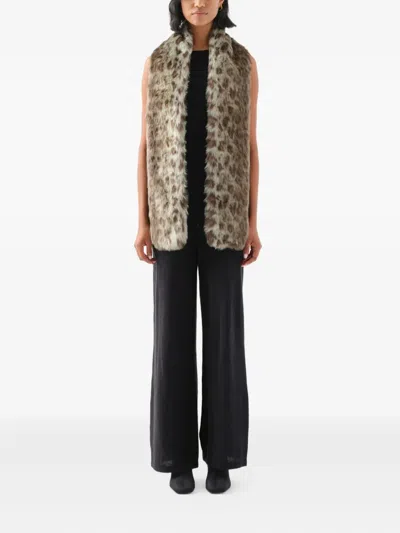 Unreal Fur Leopard-print Scarf In Green