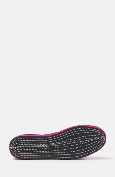 Scarosso Valentina Velvet Flat Shoes In Pink