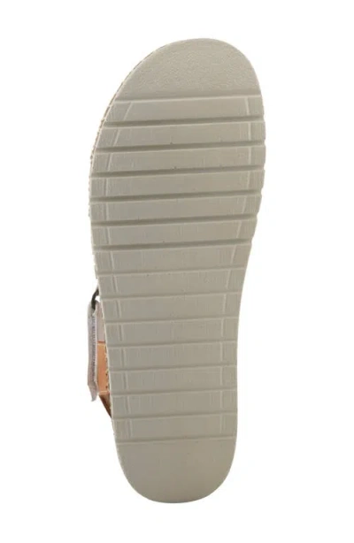 Spring Step In White