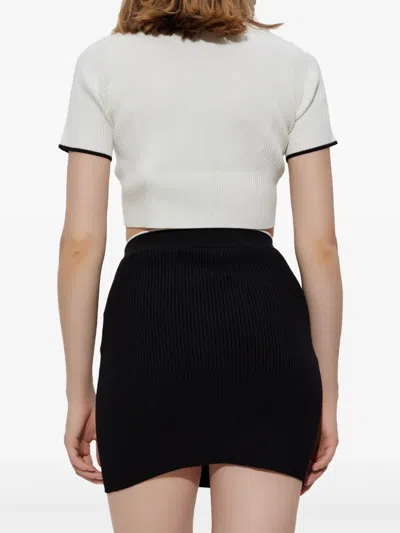 CROPPED RIBBED T-SHIRT