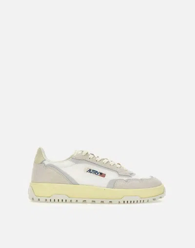 Autry Wildpace Low Sneakers In White Mesh And Suede
