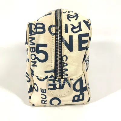 Pre-owned Chanel Navy White Canvas Clutch Bag ()
