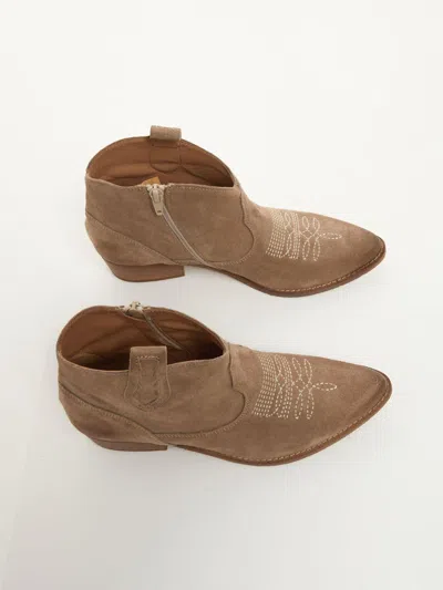 Ovyè Ovye Boots