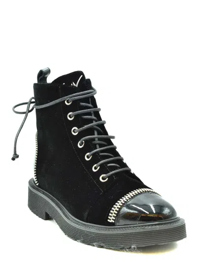 Giuseppe Zanotti Booties In Black