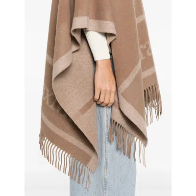 Max Mara Hildestd Cape In Brown