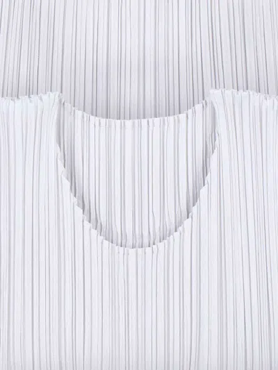 Issey Miyake Womens Light Grey Slim-fit Sleeveless Knitted Top