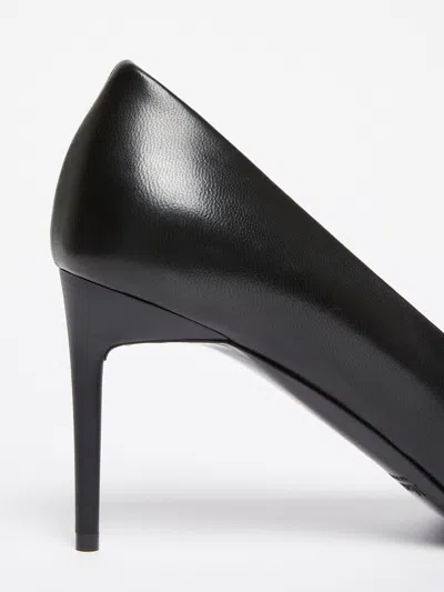 Max Mara Minimalist Leather Highheels In Black