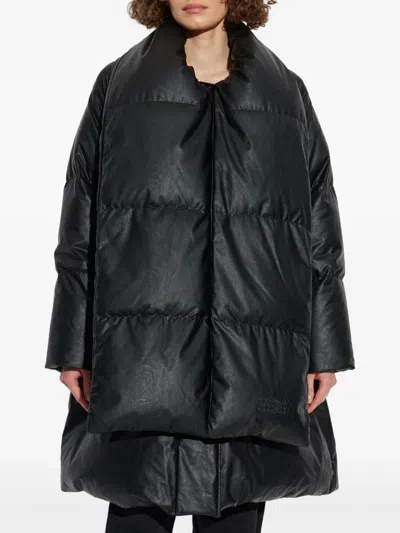 Mm6 Maison Margiela Mm6 By Maison Margiela Short Asymmetrical Down Jacket In Polyamide In Black