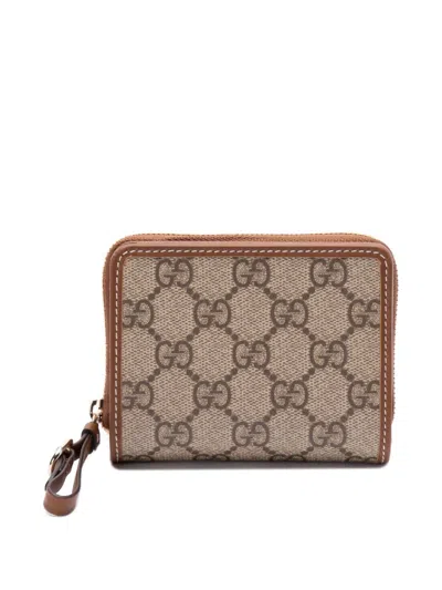 Gucci Women Gg Emblem Zipped Wallet