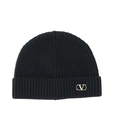 Valentino Garavani Cashmere Ribbed Texture Beanie With Turn-up Brim In Black