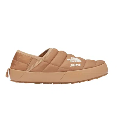 Pre-owned The North Face Skims X Wmns Thermoball Traction Mule 5 'ochre'