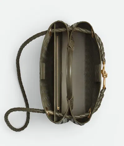Bottega Veneta Andiamo Intrecciato Medium Leather Tote Bag In Green