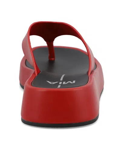 Mia Women's Pamelia Thong Round Toe Sandals In Red