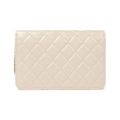 Pre-owned Chanel Beige White Chain/shoulder Wallet ()