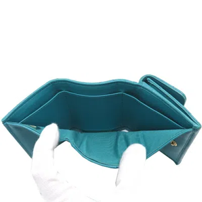Pre-owned Chanel Blue Turquoise Leather Wallet (tri-fold) ()
