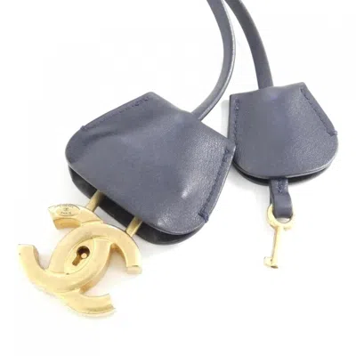 Pre-owned Chanel Navy Caviar Leather Handbag Shoulder Bag ()
