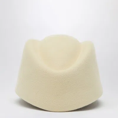 Valentino Garavani Vlogo Signature Hat In Cream Colour In White