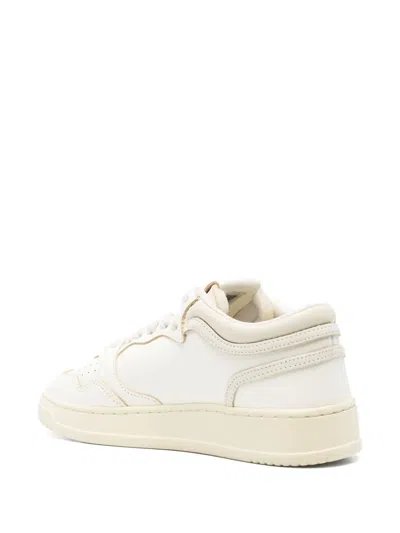 Autry Medalist Low Sneakers