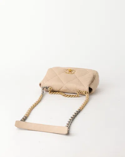 Pre-owned Chanel 19 Medium Handbag