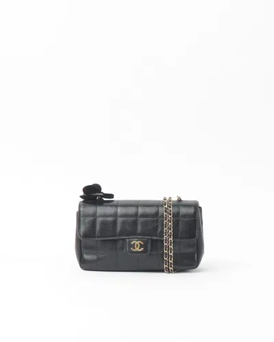 Pre-owned Chanel Camellia Chocolate Bar Bag In Black