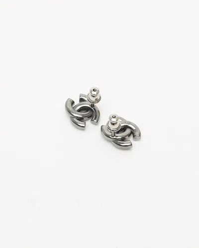 Pre-owned Chanel Cc Rhinestone And Pearl Earrings In Silver