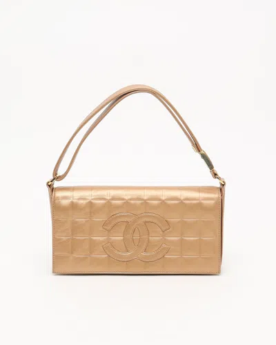 Pre-owned Chanel Chocolate Bar Bag In Gold
