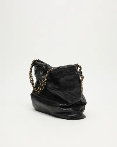 Pre-owned Chanel Quilted 22 Handbag In Black