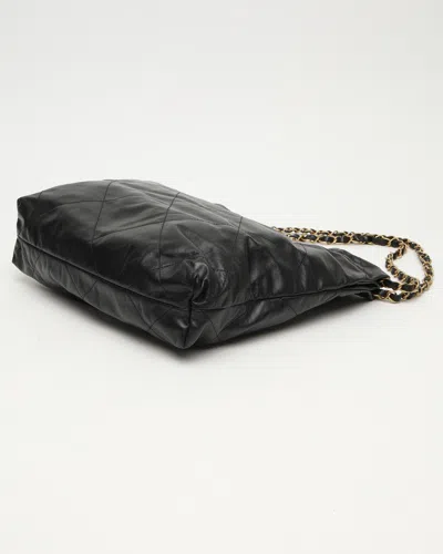 Pre-owned Chanel Quilted 22 Handbag In Black