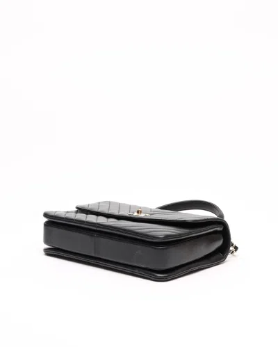 Pre-owned Chanel Medium Trendy Chevron Cc Bag In Black