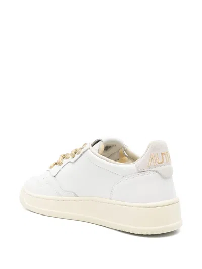 Autry Medalist Low Sneakers In White Leather And Suede Heel Tab In Brown