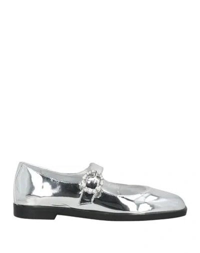 Stuart Weitzman Woman Ballet Flats Silver Size 7.5 Leather