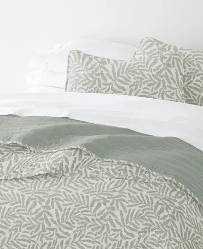 Ienjoy Home Tossed Ferns Reversible 2-pc. Quilt Set, Twin/twin Xl