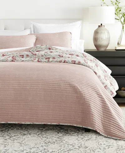 Ienjoy Home French Jacobean Reversible 2-pc. Quilt Set, Twin/twin Xl