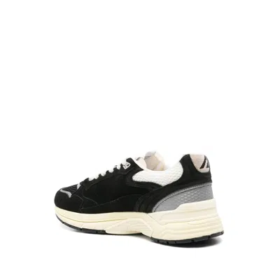 Autry Hyperway Black Low Top Sneakers With Logo Patch On Tongue And Side In Tech Fabric Man In Black