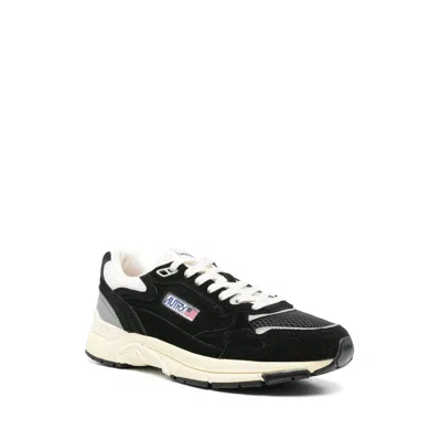 Autry Hyperway Black Low Top Sneakers With Logo Patch On Tongue And Side In Tech Fabric Man In Black