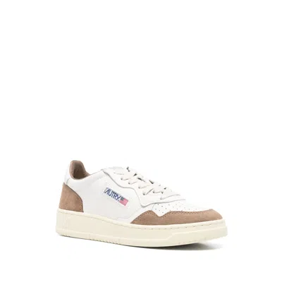 Autry Low Sneaker With Contrast Panels And Perforated Detailing In White