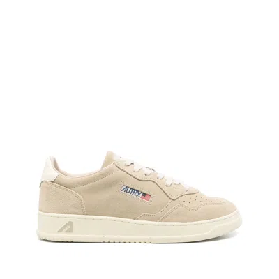 Autry Medalist Sneakers In White And Black With Suede