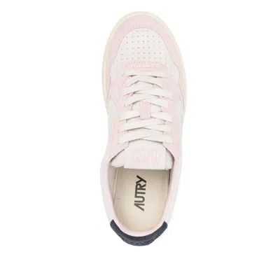 Autry `medalist Low` Sneakers In Pink