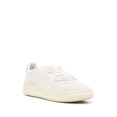 Autry Medalist Low Sneakers