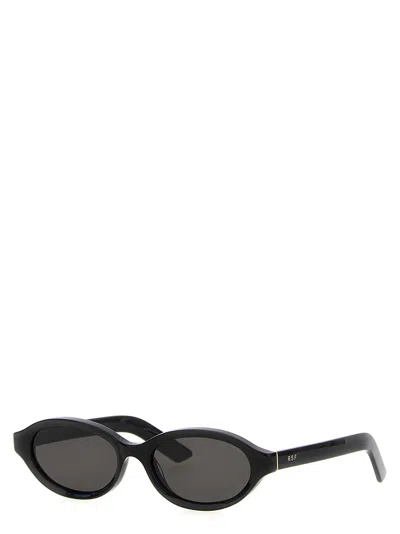 Retrosuperfuture 'parola' Sunglasses In Black