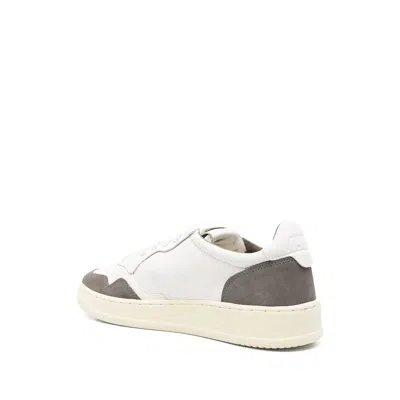 Autry Low Sneaker With Contrast Panels And Perforated Detailing In White